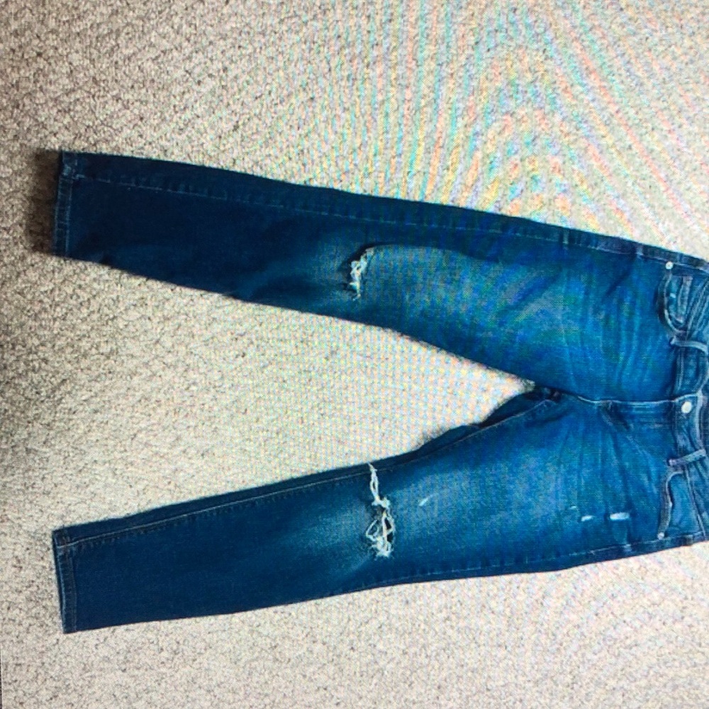 Old navy Jeans Rockstar Mid Rise women’s size 6 Regular Blue denim shaping